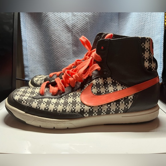Nike Blazer Houndstooth Womens Vintage High Top Sneakers size 9 - Picture 1 of 7